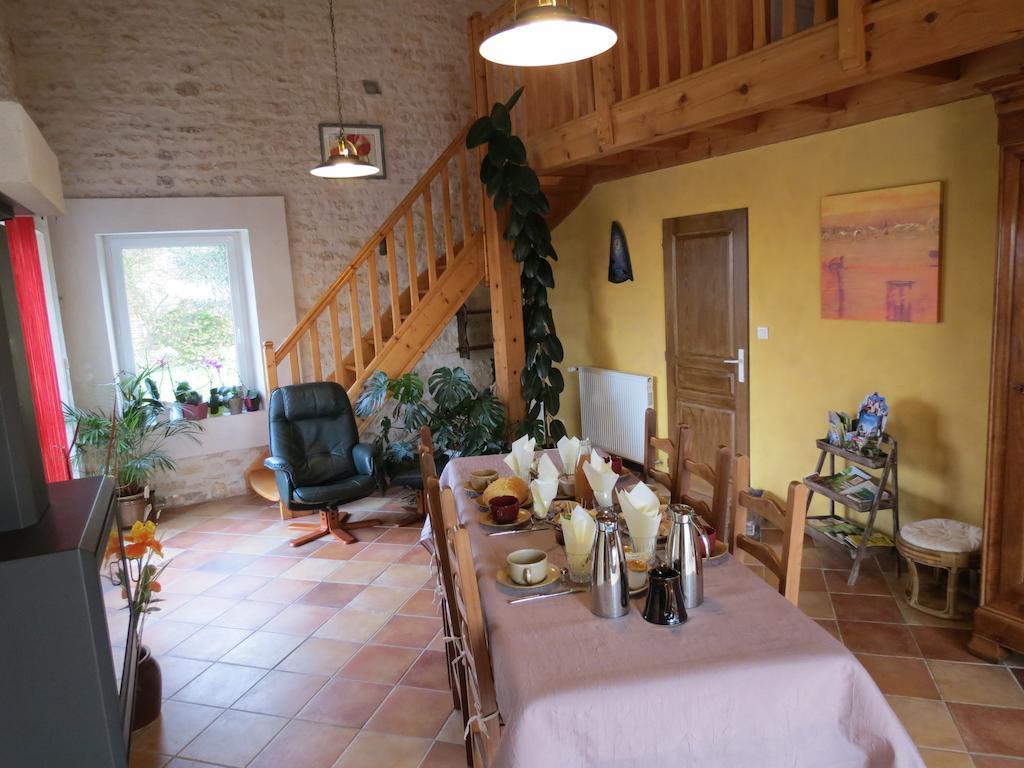 L'Aubinoise Panzió Saint-Aubin-la-Plaine Kültér fotó